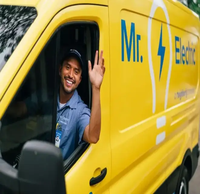 Mr. Electric technician arriving at a Maplewood, MN home.