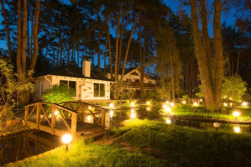 Landscape Lighting.