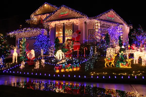 beautiful christmas lights display.